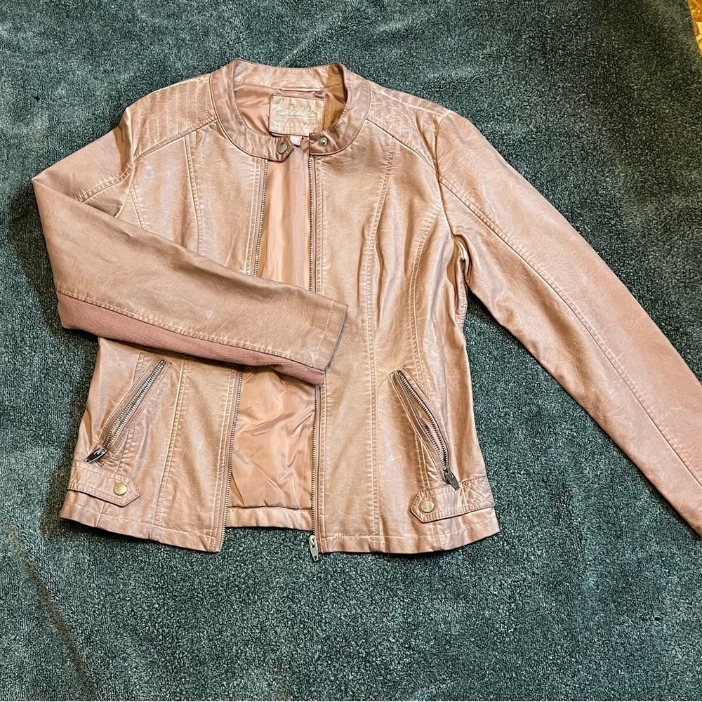 Women's faux leather jacket